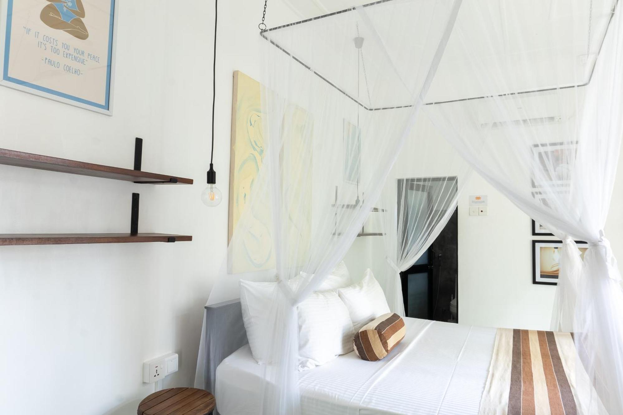 Lotus Surf And Wellness Apartment Ahangama Exterior photo